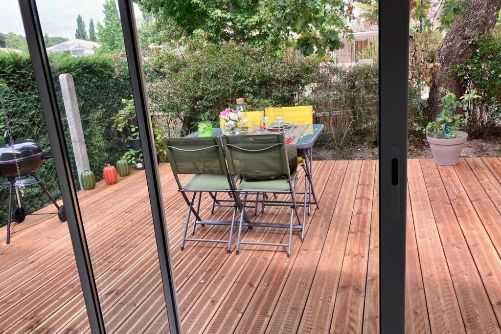 Charmant Chalet Avec Une Grande Terrasse Au Pyla La Teste-de-Buch Exterior foto